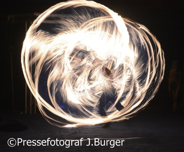 pressefotograf.j.burger@gmx.at