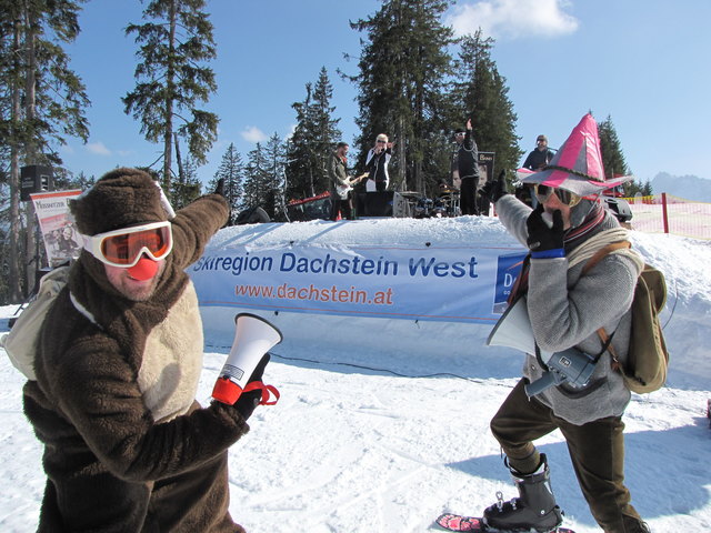 Die "Walking Acts" waren von Christiane und der Meissnitzer Band sichtlich angetan.