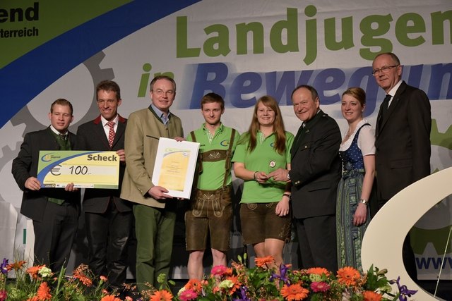 Stössing: Landesobmann Harald Hochedlinger, Landeskammerrat und Obmann des Maschinenrings Johann Bösendorfer (Maschinenring Niederösterreich-Wien), Landesrat Dr. Stephan Pernkopf, Lorenz Rumel, Cornelia Sonnleithner, Präsident Ök.-Rat, Abg. NR Ing. Hermann Schultes, ehem. Landesleiterin Verena Hainzl, Christian Kreuzer (NÖ Versicherung) | Foto: privat