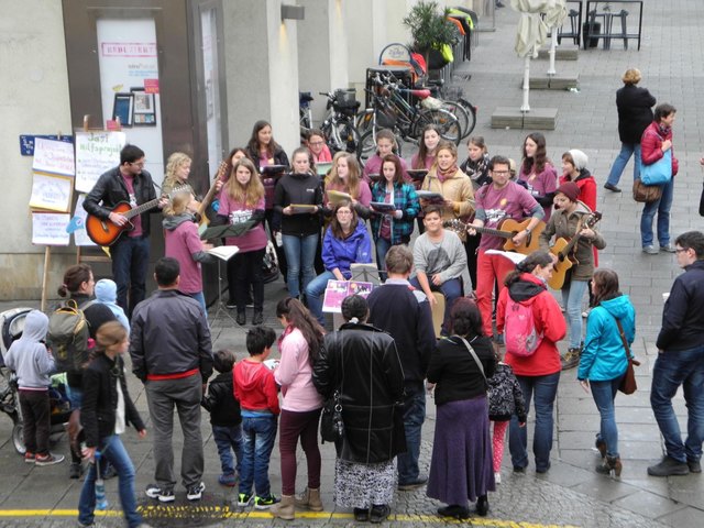 Gemeinsame Aktionen oder Reisen sind ebenfalls Teil des Angebots der JugendKirche. | Foto: Hager