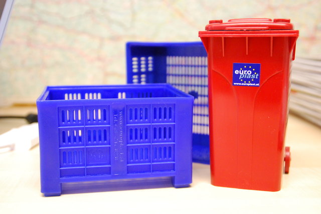 Europlast produziert Boxen und Tonnen für Land- und Abfallwirtschaft sowie Industrie