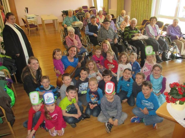 Wir haben es uns zur Aufgabe gemacht in Kooperation mit diversen Printmedien wie Kleine Zeitung, Kronen Zeitung und Woche, Kontakte mit Personen des Annas Partnervermittlung in Feldkirchen in Krnten: Wir ber
