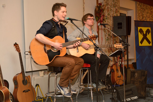 Musikalisch besonnen und schwungvoll zugleich: Georg Höfler und Sigi Mittermayr präsentierten Stücke ihrer neuen CD.