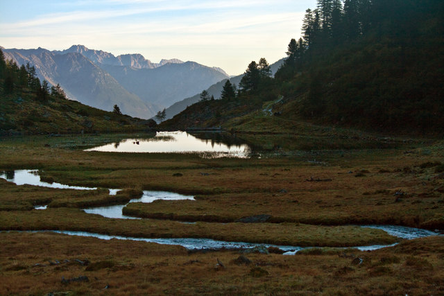 Mäandrierender Urgbach mit Urgsee im Urgtal.  © Ing. Günter Kramarcsik