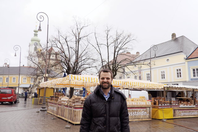 Schutz vor Witterung: Armin Zwazl will den Hauptplatz unter eine Kuppel stecken.