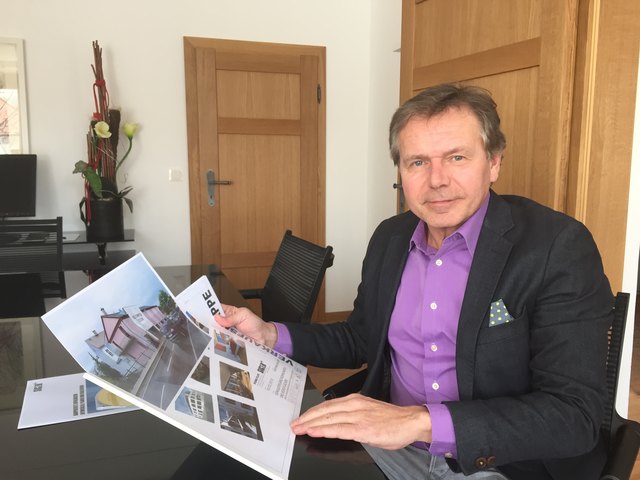 Mag. Friedrich Neubauer, Chef der Firma Sigma+, die anstelle des Olympia-Kinos Wohnungen, Büros und Geschäftslokale errichtet.