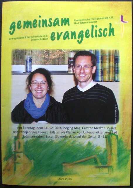 Mag. Carsten Merker-Bojarra ist knapp über 10 Jahre evangelischer Pfarrer der „Evangelischen Pfarrgemeinden A.B.* von Unterschützen und Bad Tatzmannsdorf“, seine Frau ist eine von zwei Geschäftsinhaberinnen des Buchgeschäftes in Bad Tatzmannsdorf.