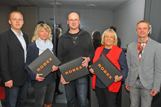 Vin links: Egon Waser, Ingrid Schachinger (2. Platz), Ernst Rohrauer (1. Platz), Monika Dutzler (3. Platz), Gerald  Staudinger (GF Staudinger Bau) | Foto: Rankl