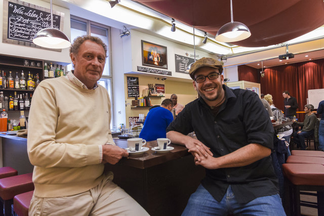 Tom Zezula und Michi Grassl von der Academy Bar starten ab sofort den "suspended coffee".