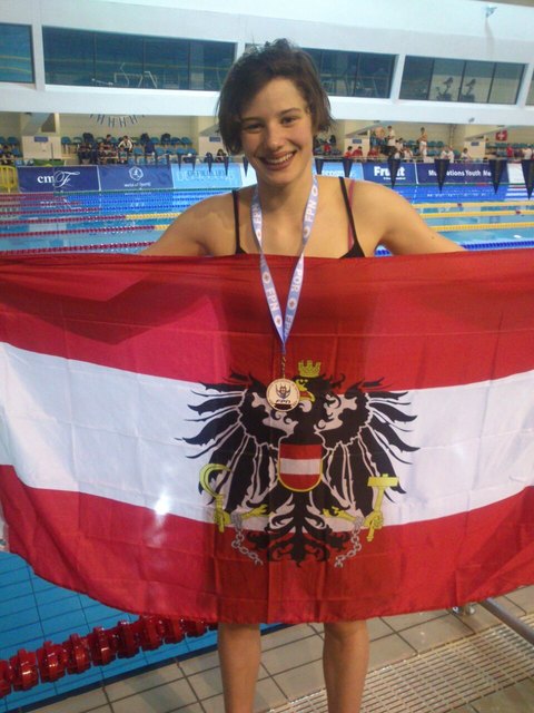 Gold für Franziska Ruttenstock über 100 m Schmetterling