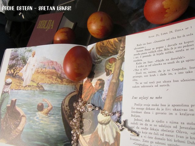 „Ich bin der Weg und die Wahrheit und das Leben!“ […] und das ist mein Gebot: „Liebt einander, so wie ich euch geliebt habe“ (Vgl. Joh 14, 6 und  Joh 15, 12ff.) FROHE OSTERN!
