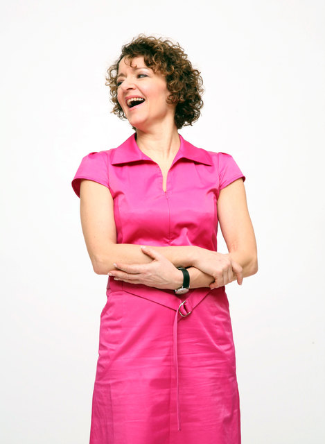 Kabarettistin Susanne Pöchacker wird Ausschnitte aus ihrem neuen Impro-Projekt aufführen | Foto: KK/Horvat