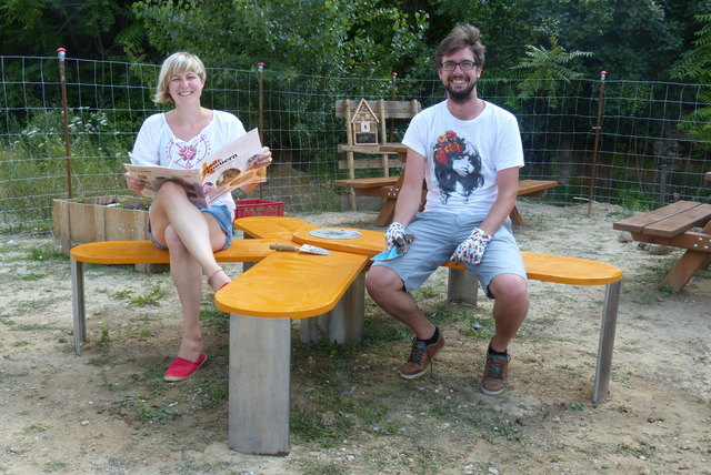 Präsentieren neue Ideen im Leon-Zelman-Park: Olga Malanik und Wolfgang Kiselka von der Gebietsbetreuung. | Foto: GB 3