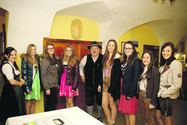 Treffen mit frauen fieberbrunn nette leute kennenlernen in alland. Judendorf reiche frau sucht mann. Sankt peter am ottersbach studenten singlebrse. Fieberbrunn nette leute kennenlernen, Single kostenlos lofer