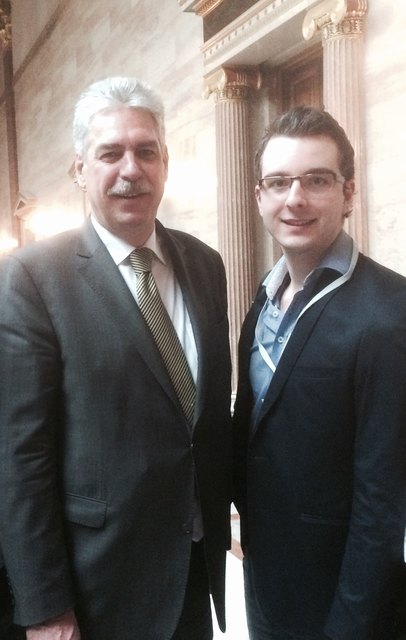 Teilnehmer Ewald Stierschneider jun. die Chance sich mit Finanzminister Hans-Jörg Schelling | Foto: Foto: privat