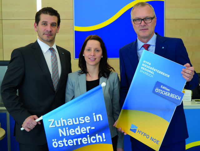Thomas Hubauer, MA (Regionaldirektor St. Pölten), Daniela Sautner (Kundenbetreuerin), Günther Ritzberger, MBA (Vorstandssprecher HYPO NOE Landesbank)