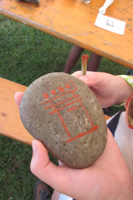 Womit wurde in der Steinzeit gemalt?