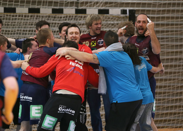 Verdientes Siegestänzchen - Leoben ließ gegen Bärnbach/Köflach nichts anbrennen. | Foto: Foto: GEPA