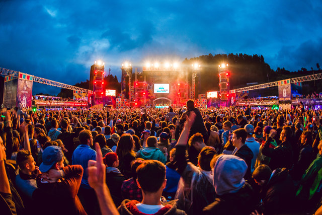 130.000 Menschen waren 2014 beim Festival dabei. Und auch heuer rechnen die Veranstalter mit großem Andrang. | Foto: Klemen Stular