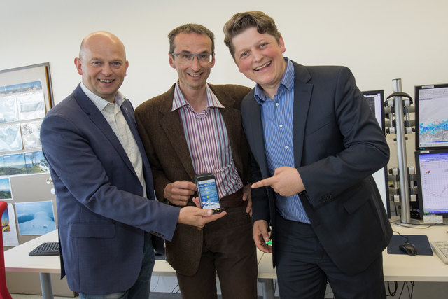 Bei der Präsentation: Christian Kresse (Kärnten Werbung), Christian Stefan (ZAMG) und Rudolf Ball (Symvaro, von links) | Foto: Kärnten Werbung/N. Zangerle