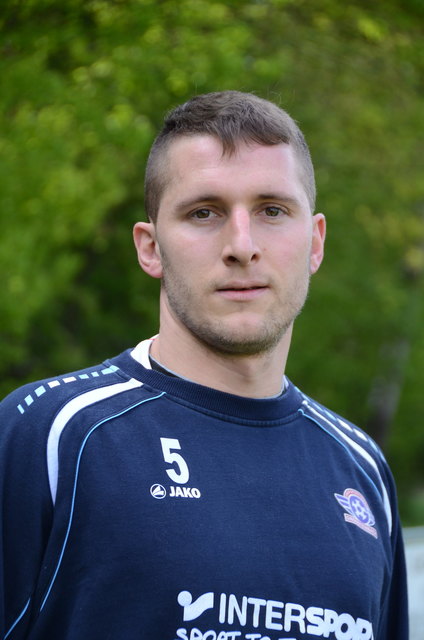 Richard Ertl (Großsteinbach) kassierte wegen Kritik nach Spielschluss Gelb. | Foto: KK