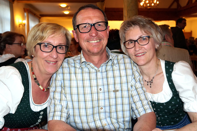 Mary, Gü und Resi aus Geiersberg gefällt Volksmusik.
