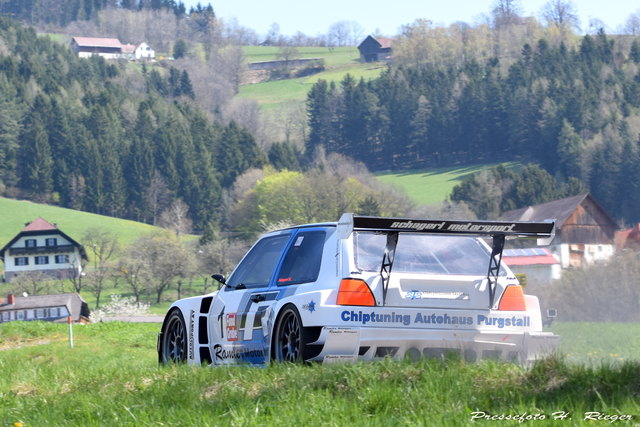 Karl Schagerl zeigte seinen Konkurrenten am Pöllauberg nur den Auspuff. | Foto: H. Rieger
