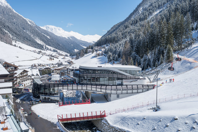 Die Talstation der neuen 3-S Bahn hinauf zum Pardatschgrat in Ischgl | Foto: TVB Paznaun-Ischgl