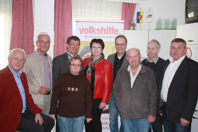 Wilfried Brocks, VH-Präsident Ewald Sacher, Johann Palkovich, Illona Gaukel, RM Gerlinde Oberbauer, Alfons Payr, Franz Maierhofer, Gerhard Gaukel und Josef Kromsian (v.l.).