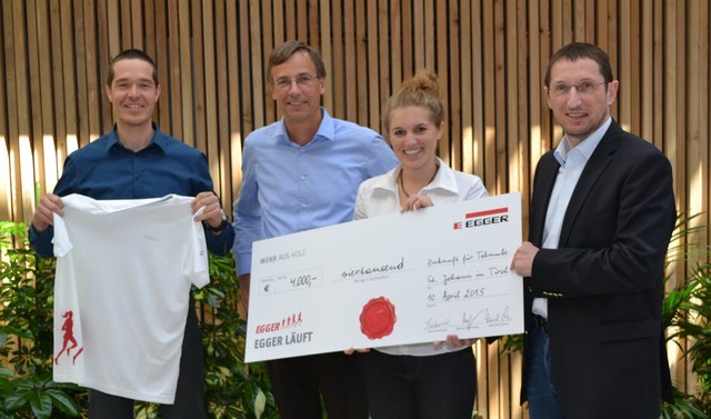 Scheckübergabe: Thomas Pointner, Matthias Danzl, Manuela Erber und Martin Reinberger (v. li.). | Foto: Foto: Egger