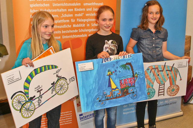 Die kreativsten und verrücktesten Fahrräder des Bezirkes und ihre Ideengeberinnen. Clara Gapp VS Obsteig, Eva Kleine VS Wald u. Laura Tangl VS Tarrenz