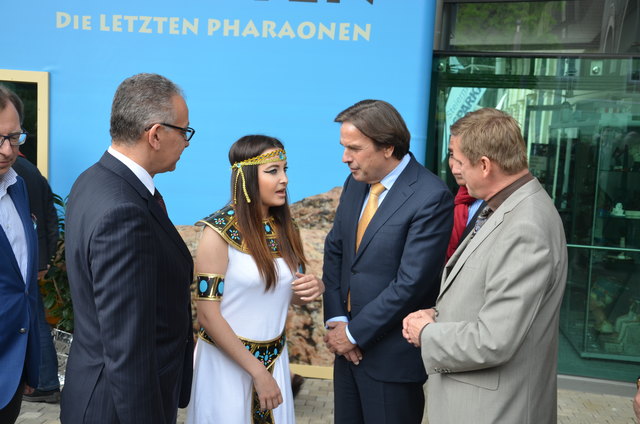 Khaled Abdelrahman Abdellatif Shamaa, "Kleopatra" Viktoria Scherüberl, Franz Voves, Kurt Wallner.