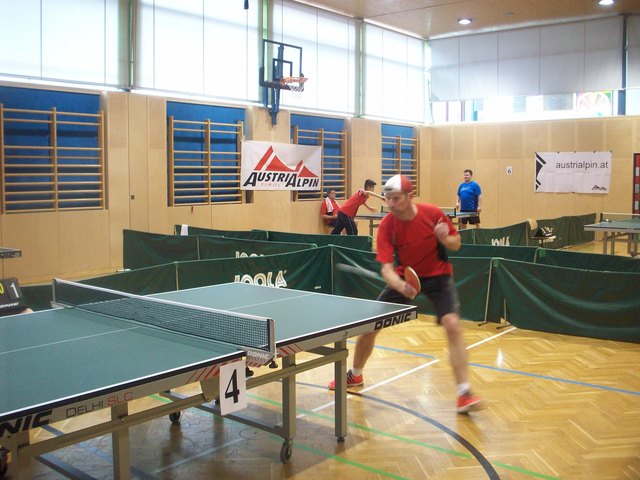 Andreas Fuchs vom Spg E.S.V. Sparkasse Wörgl / Klafs Hopfgarten
Altersklasse: Senioren 50+
Nation: AUT
ID: 4783
Einzelranglistenrang: 18
Spiele: 11
Siege: 14
Niederlagen: 19
RL-Punkte: 540±48