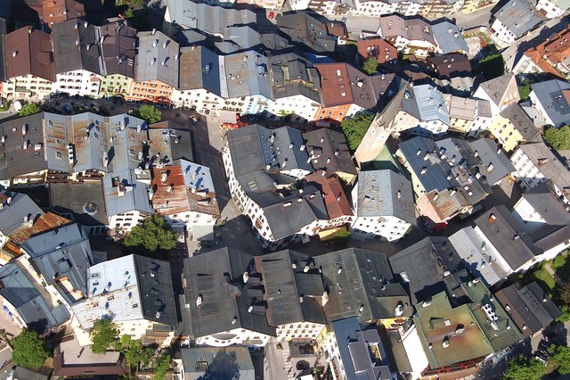 Für Kitzbühel und Umgebung sieht Bgm. Klaus Winkler mit der Neufassung der Steuer schwarz. | Foto: Foto: Archiv/Hofer