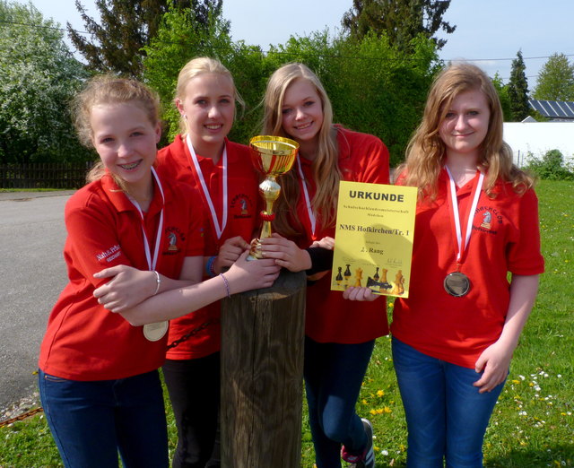 VIZE-LANDESMEISTERINNEN Amélie Grimbeek, Kerstin Sickinger, Bianca Fenth und Lena Berndorfer