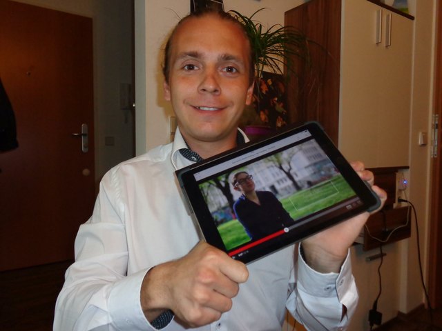 SPÖ-Jugendkandidat Martin Giefing wirbt mit einem Wahlkampfvideo auf Facebook.