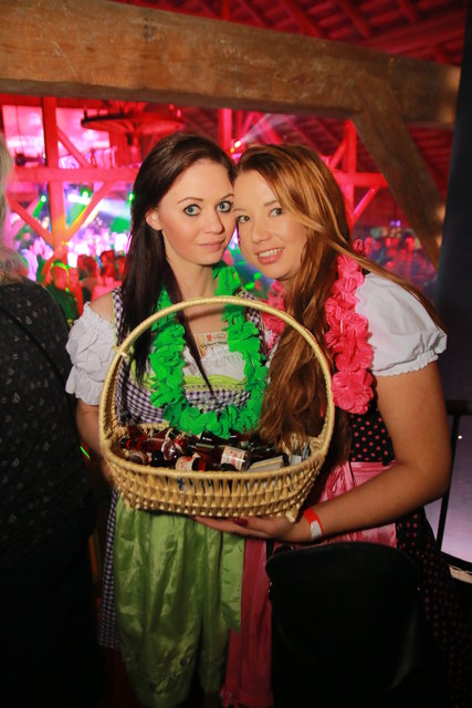 Viktoria Grabmair und Martina Lauber beide aus Wels
