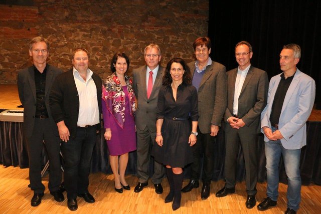 Eva Panholzer und Team konnten bei der Bezirksversammlung zahlreiche Ehrengäste begrüßen. | Foto: CLV Schärding