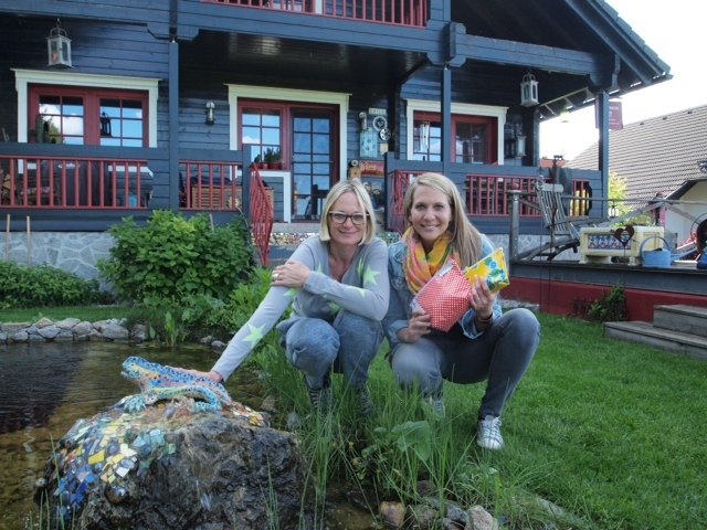 Die Organisatorinnen des Bezaubermarktes: Sabine Reisner (Sabiskunsthandwelt) und Agnes Jaglarz (Lilias). | Foto: Sabine Reisner