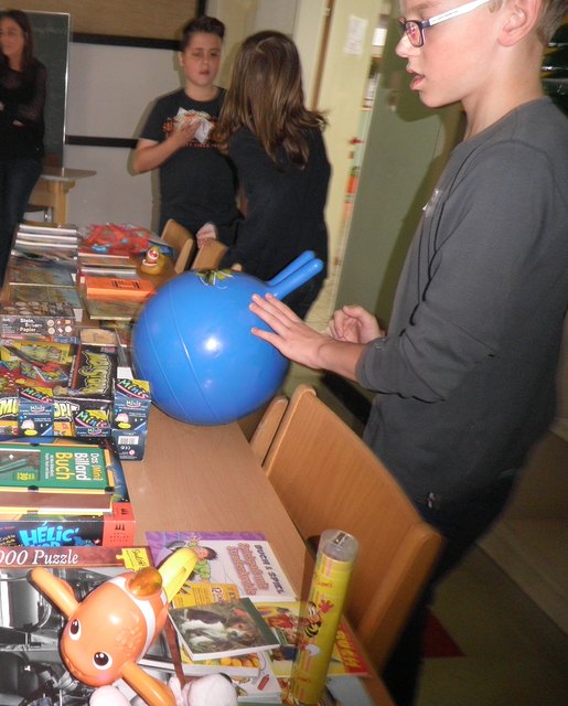 Der Flohmarkt kam bei den zahlreichen Besuchern ebenfalls sehr gut an. | Foto: NMS Neudörfl