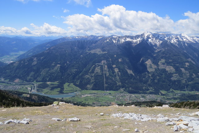 Blick auf Kolbnitz mit Stausee Rottau