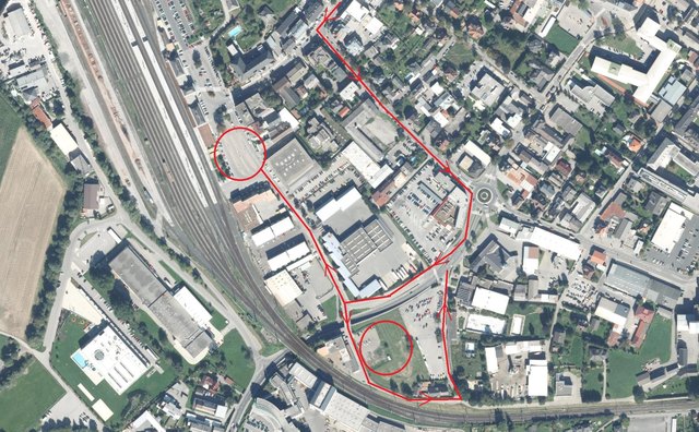 Wegen Asphaltierungsarbeiten gilt es, Ausweichparkplätze zu benutzen | Foto: KK