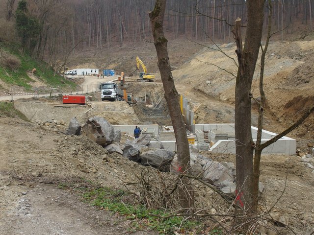 Die Bauarbeiten des Rückhaltebeckens entlang der Marbach stehen im Mittelpunkt der Diskussion. | Foto: privat