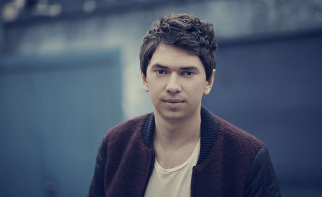 Julian le Play