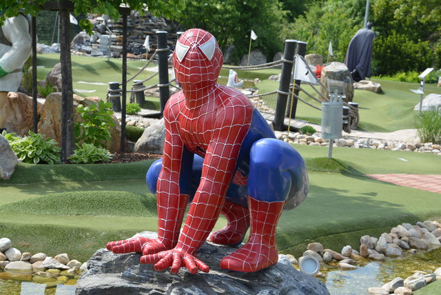 Spidermann gibt es auch beim Abenteuer Golf Hollywood in Gleisdorf zum bewundern.