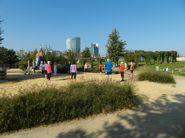 Bewegung im Freien und mit toller Aussicht gibt es beim Programm "Aktiv am Wasserturm".