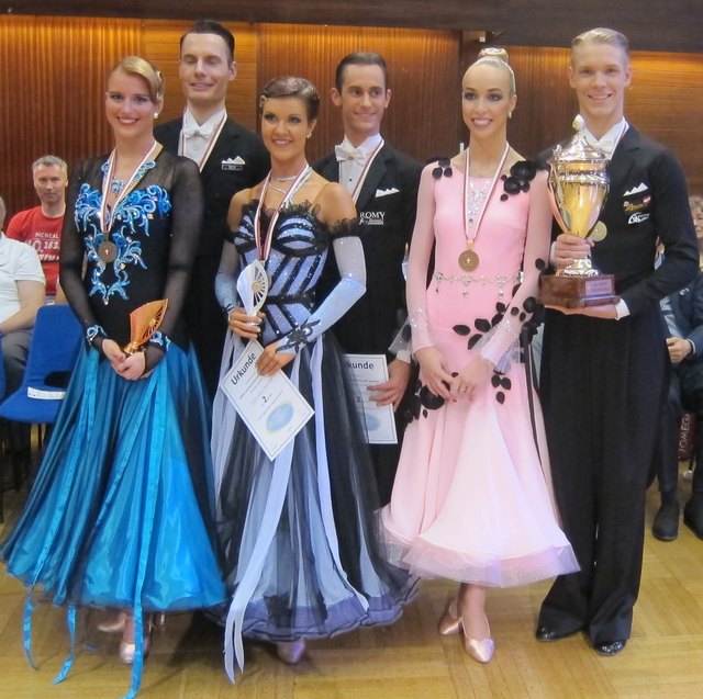 Catharina Dvorak & Vaclav Malek (3.), Barbara Westermayer & Klemens Hofer (2.) und die Wiener Landesmeister Ekaterina Prozorova & Vasily Kirin