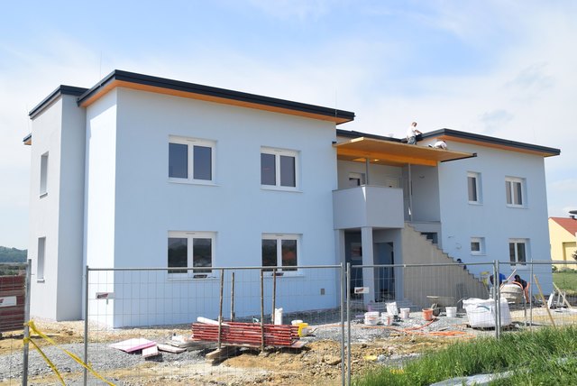 Vor dem Sommer können die ersten Mieter einziehen.