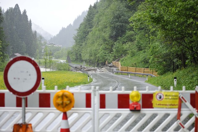 Derartige Bilder ärgern Vizebgm. Georg Dornauer. Er fordert jetzt sofortige Maßnahmen. | Foto: zeitungsfoto.at