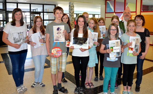 Christina Humer, Helene Schimpl, Andreas Rabengruber, Julia Grömer, Melina Scharinger, Kerstin Sickinger, Amélie Grimbeek, Anja Sickinger, Juliane Rabengruber, Johanna Zehetner, Eva Kreuzhuber; Regina Sternbauer und Günther Punz | Foto: Silvia Pichler